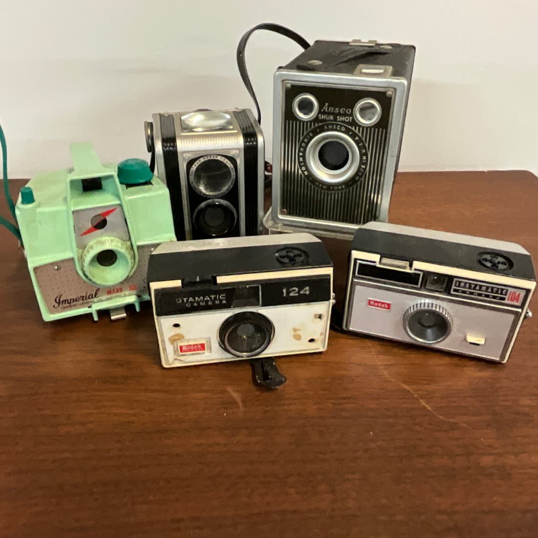 Lot Of Five Vintage Cameras Auction