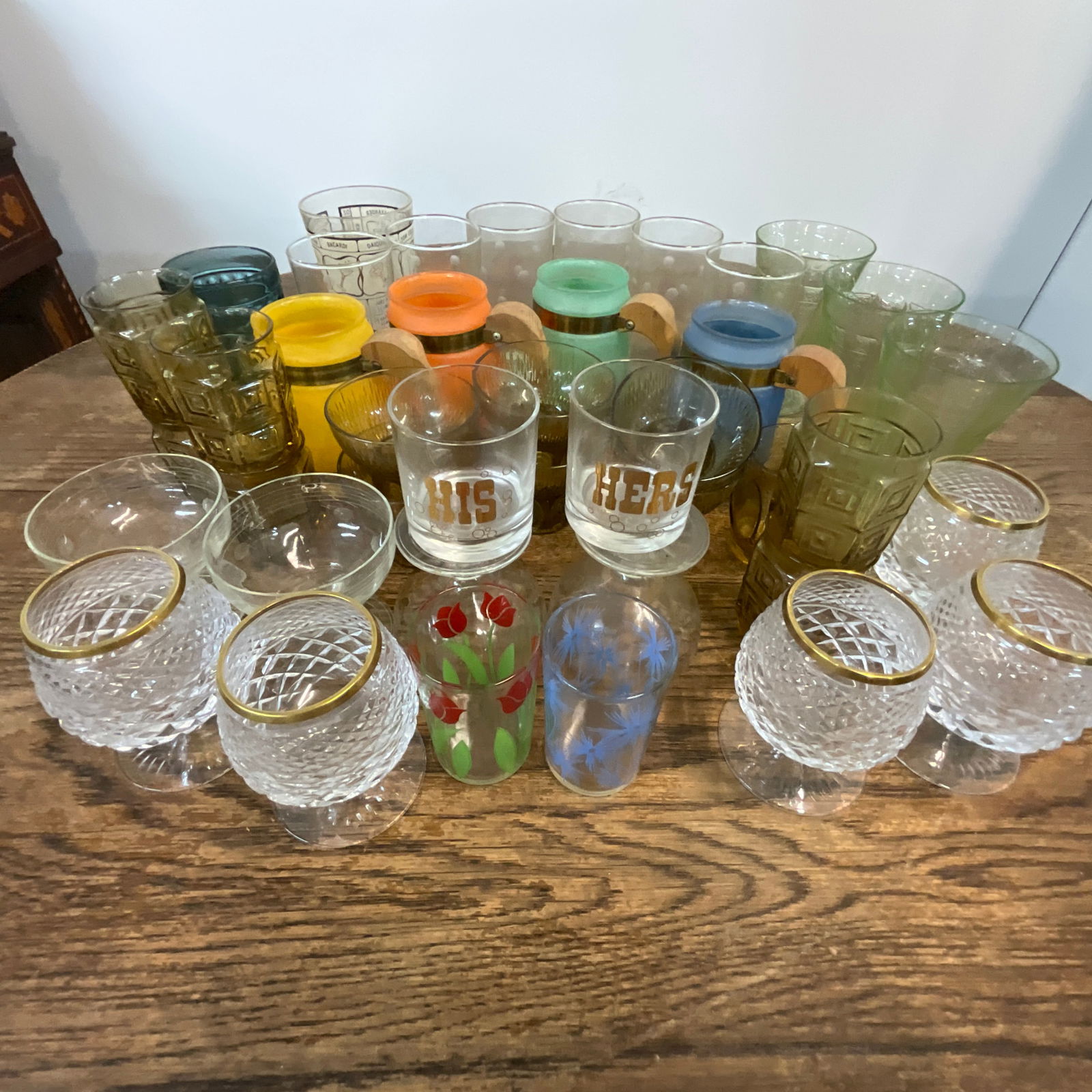 Huge Lot of Assorted Glassware (1 of 4)