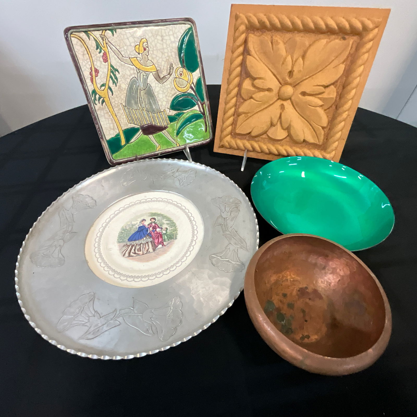 Trays, Trivets, and Bowls (1 of 5)
