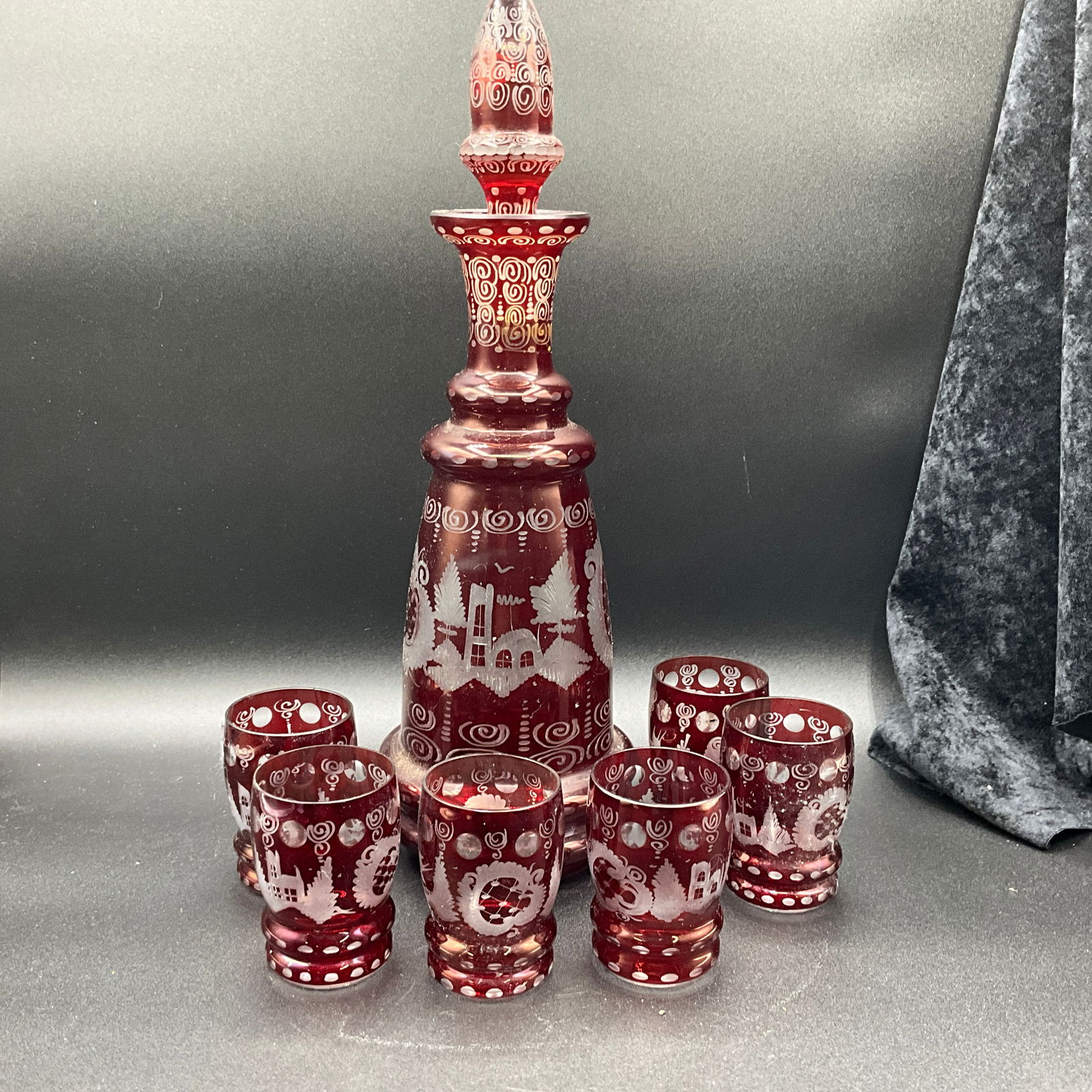 Bohemian Cranberry Aperitif Set (1 of 4)