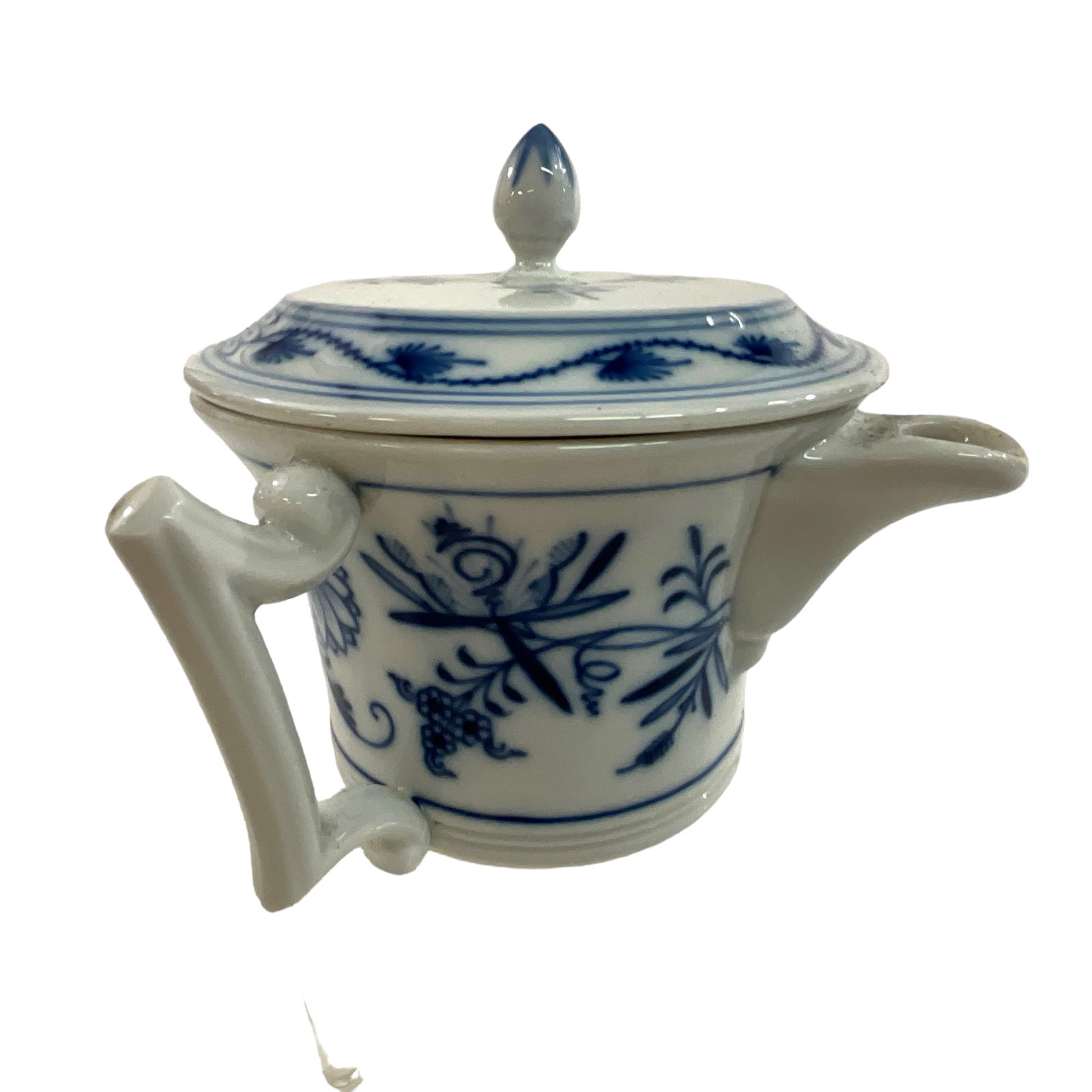 Meissen Double Spout Gravy Pitcher (1 of 5)