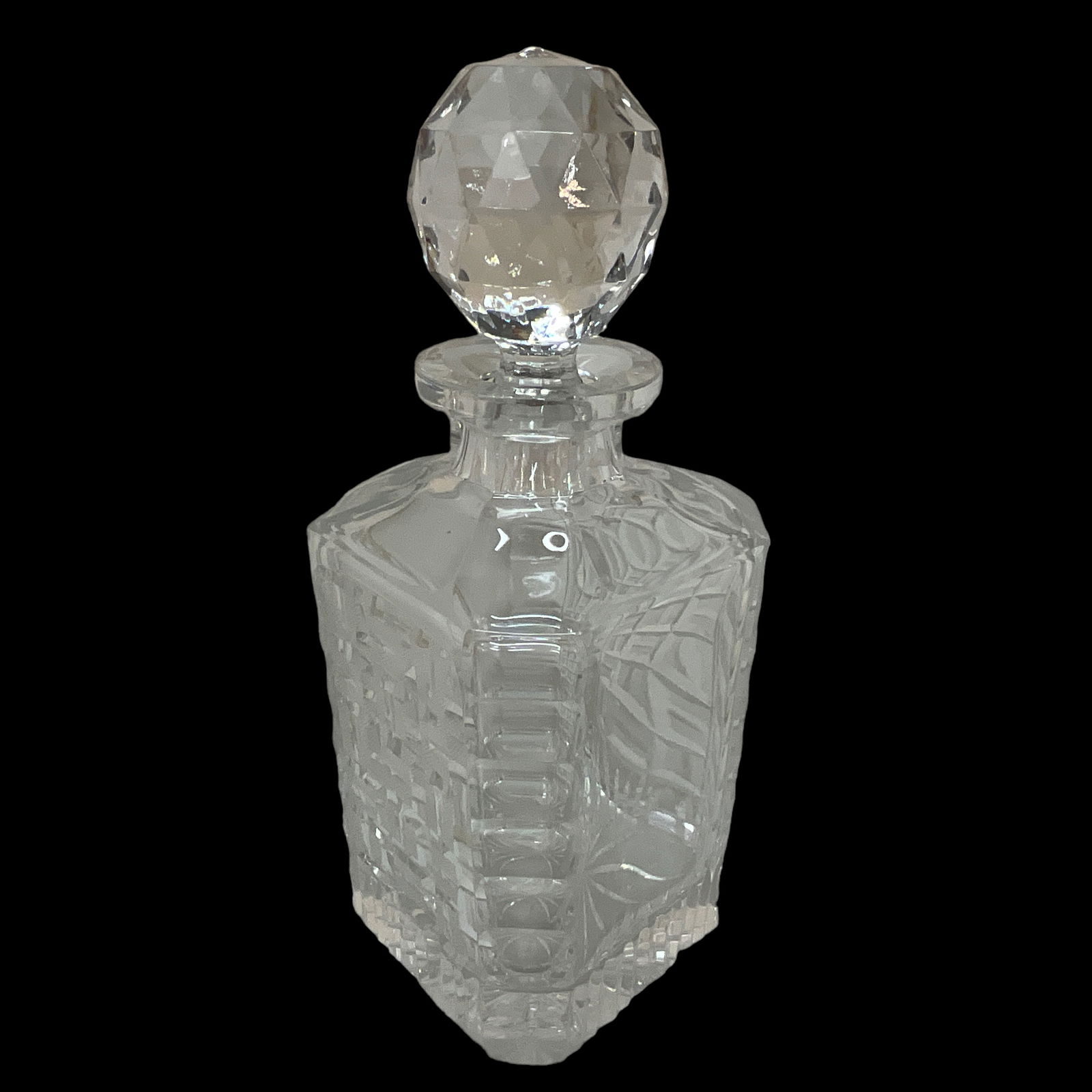 Cut Crystal Decanter, Square (1 of 3)