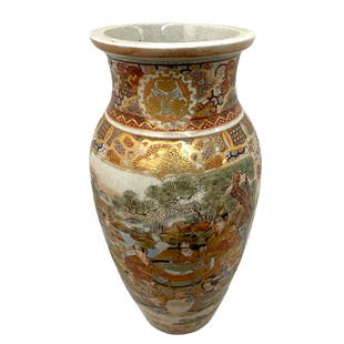 Japanese Vase, Satsuma Type: Japanese Vase, Satsuma Type. Approx. 9 1/2"x5"