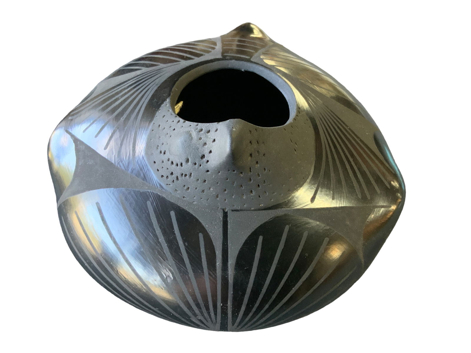 Jose L Quezada, Mata Ortiz Pottery, Blackware Jar (1 of 5)