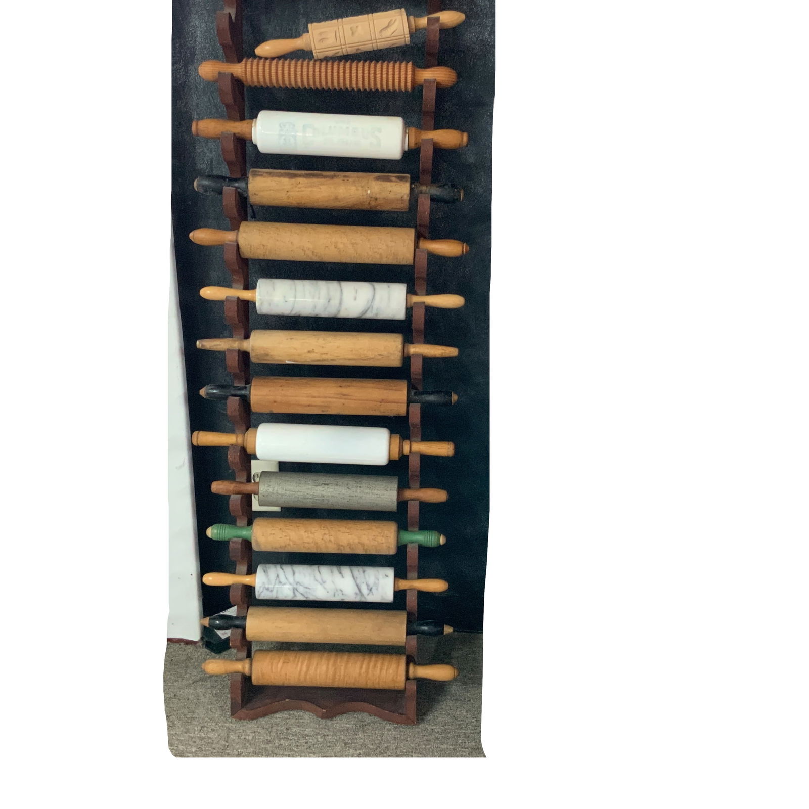 Rolling Pins and Rack, Lot of 15 (1 of 4)