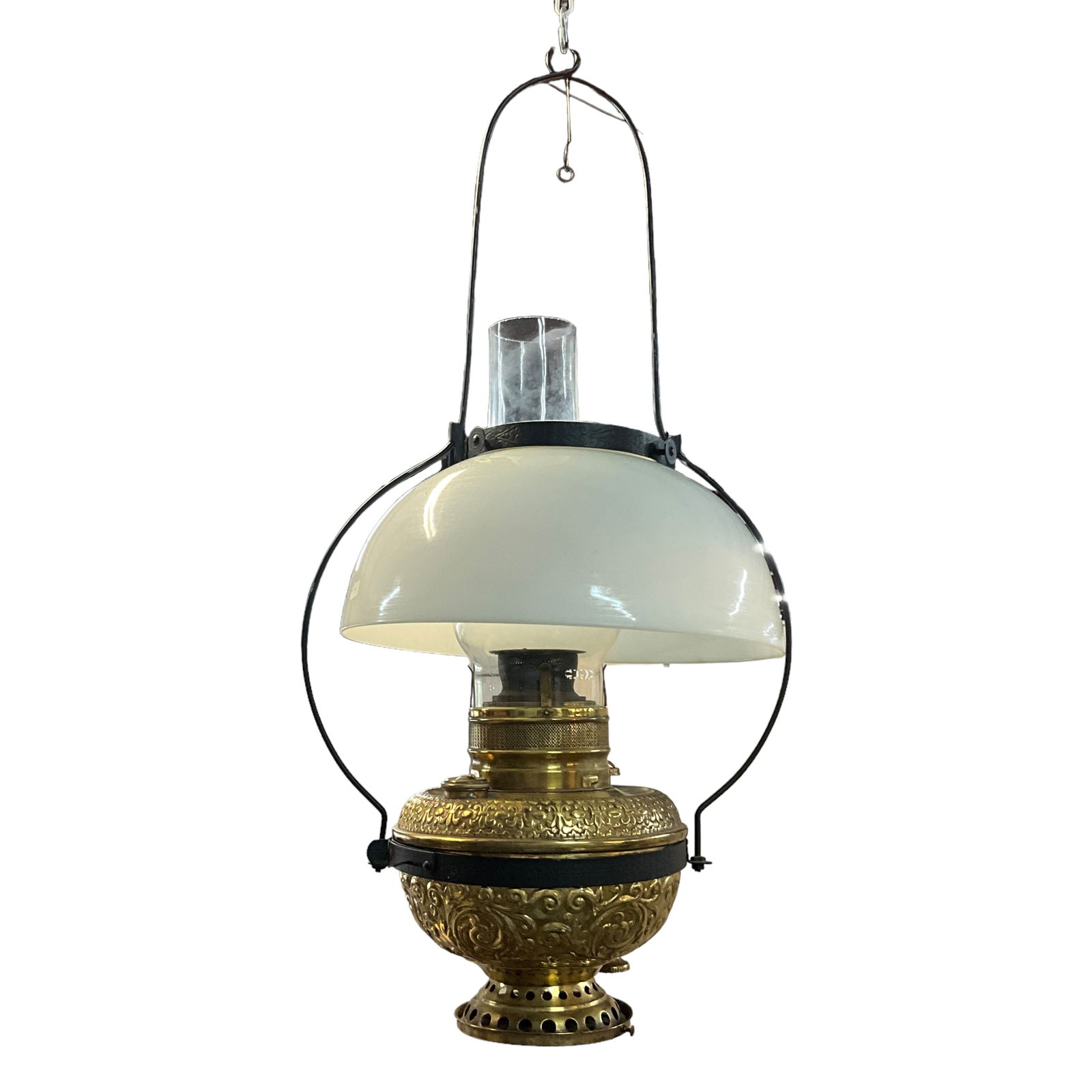 Country Store Cast Iron/Brass Hanging Oil Lamp (1 of 2)