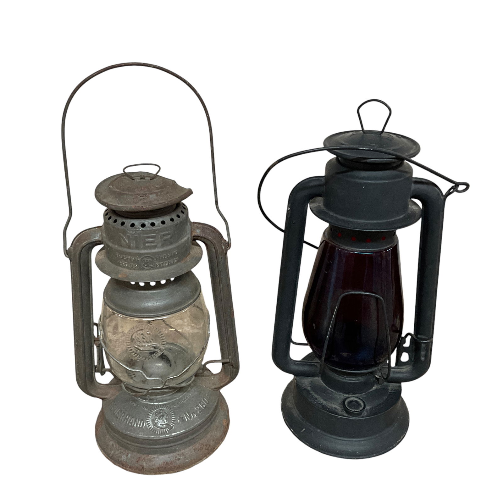 Pair of Kerosene Lanterns (1 of 6)