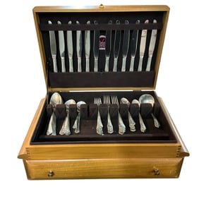 Oneida Community Sterling Flatware, in Art Deco Case