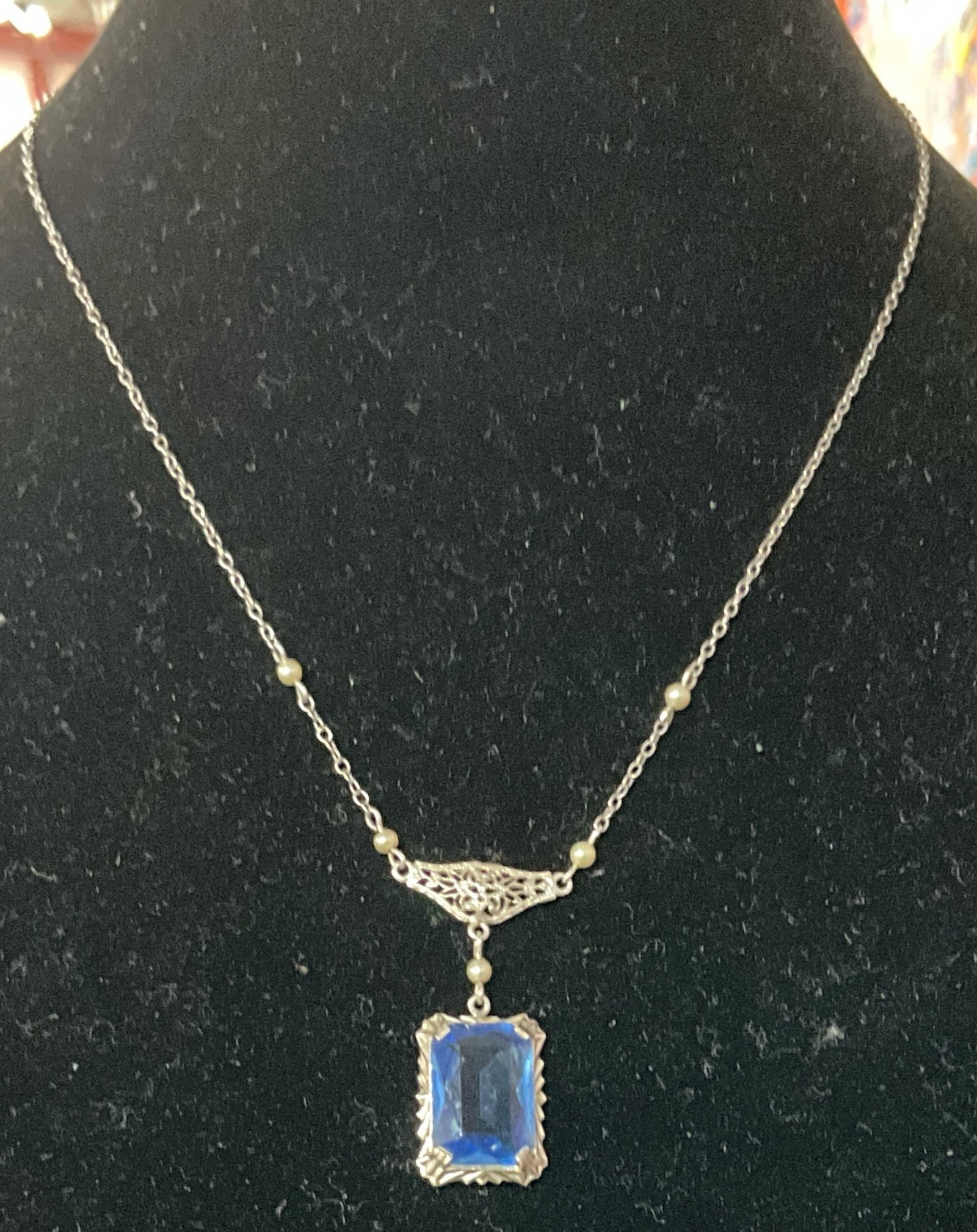 Art Deco Style Necklace (1 of 4)