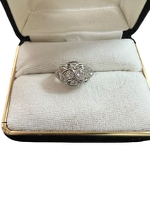 18k WG Art Deco 10 Stone Diamond Ring