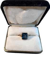 Lovely Deep Blue Aquamarine & 10k Ring