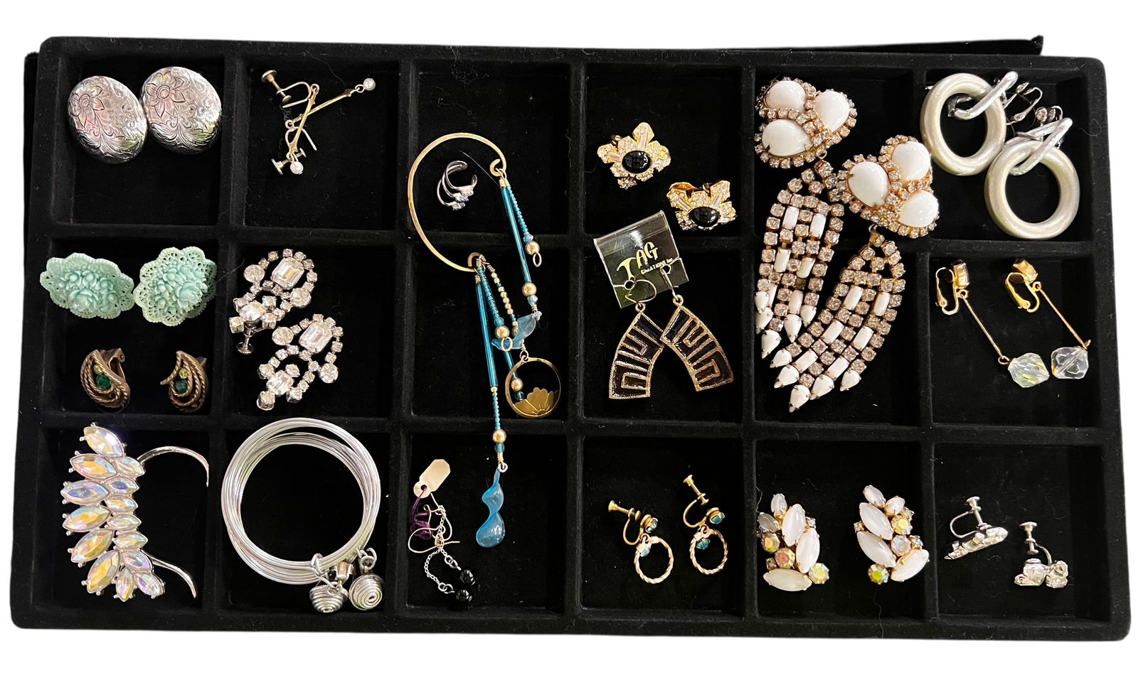 Vintage Earrings (1 of 4)