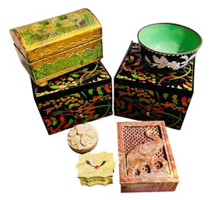 Wonderful Moroccan and Oriental d?cor items.