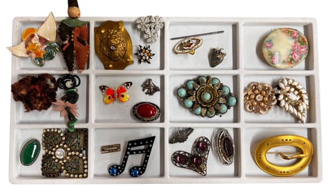 Funky Vintage Jewelry Lot-Pins and Brooches