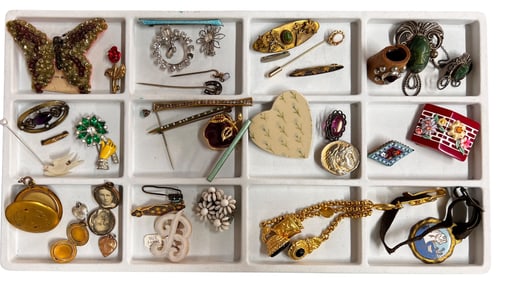 Funky Antique & Vintage Jewelry Lot-Pins/Brooches & Lockets