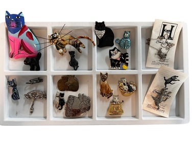 Here Kitty, Kitty Vintage Pins