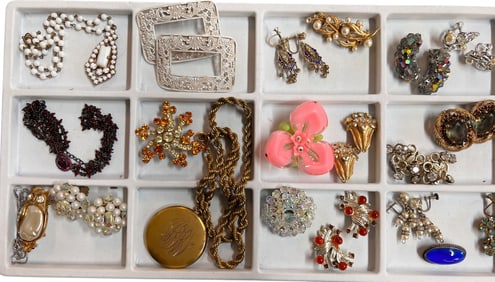 Vintage Costume Jewelry