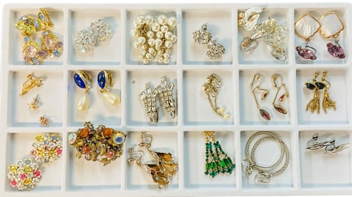 Vintage Costume Jewelry-Earrings