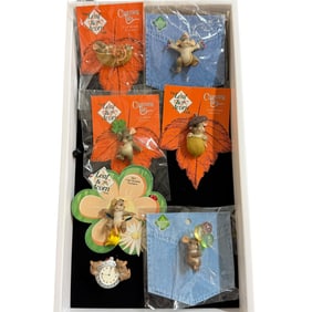 Leaf & Acorn