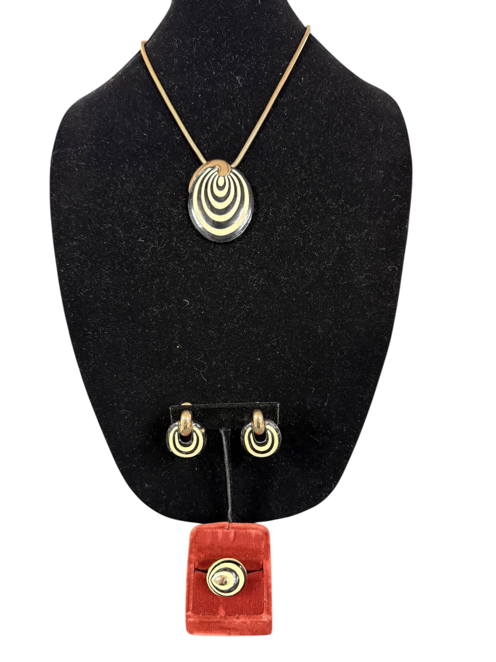 Hypnotic Jewelry from Eisenberg 1970's (1 of 5)