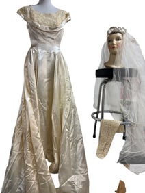 Vintage Wedding Dress with Headpiece, Veil and Gloves