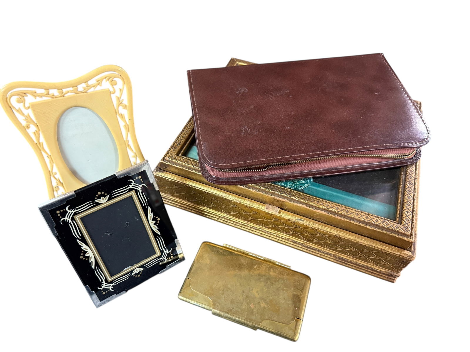 Vintage Accessories (1 of 10)