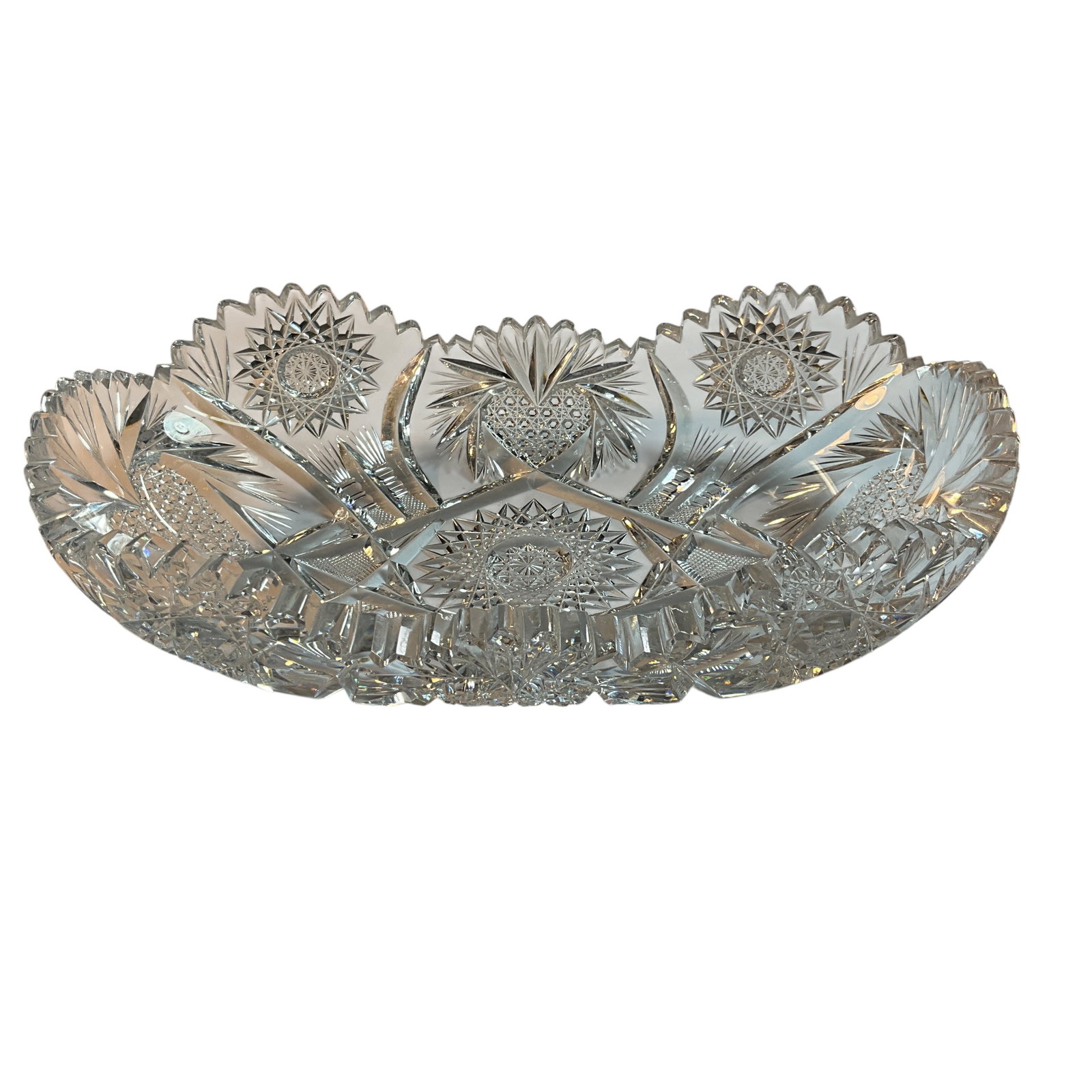 American Brilliant Period Cut Glass Bowl: Oval Cut Glass Bowl. A great ABPCG Bowl. A beautiful example of American Brilliant Period Cut Glass. We have not been able to find a signature on this piece, but it is clearly from a top tier maker. S
