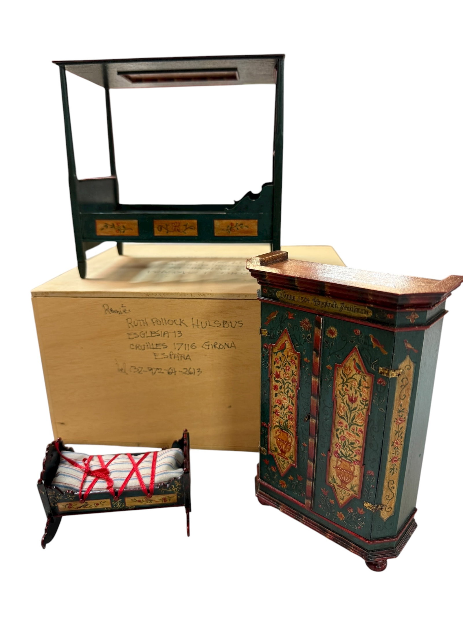 Ruth Pollock Miniature Dollhouse Furniture: Ruth Pollock/Polleck/Pollack was a highly regarded miniaturist and an IGMA (International Guild of Miniature Artisans) Fellow who specialized in crafting and hand-painting dollhouse miniatures, partic