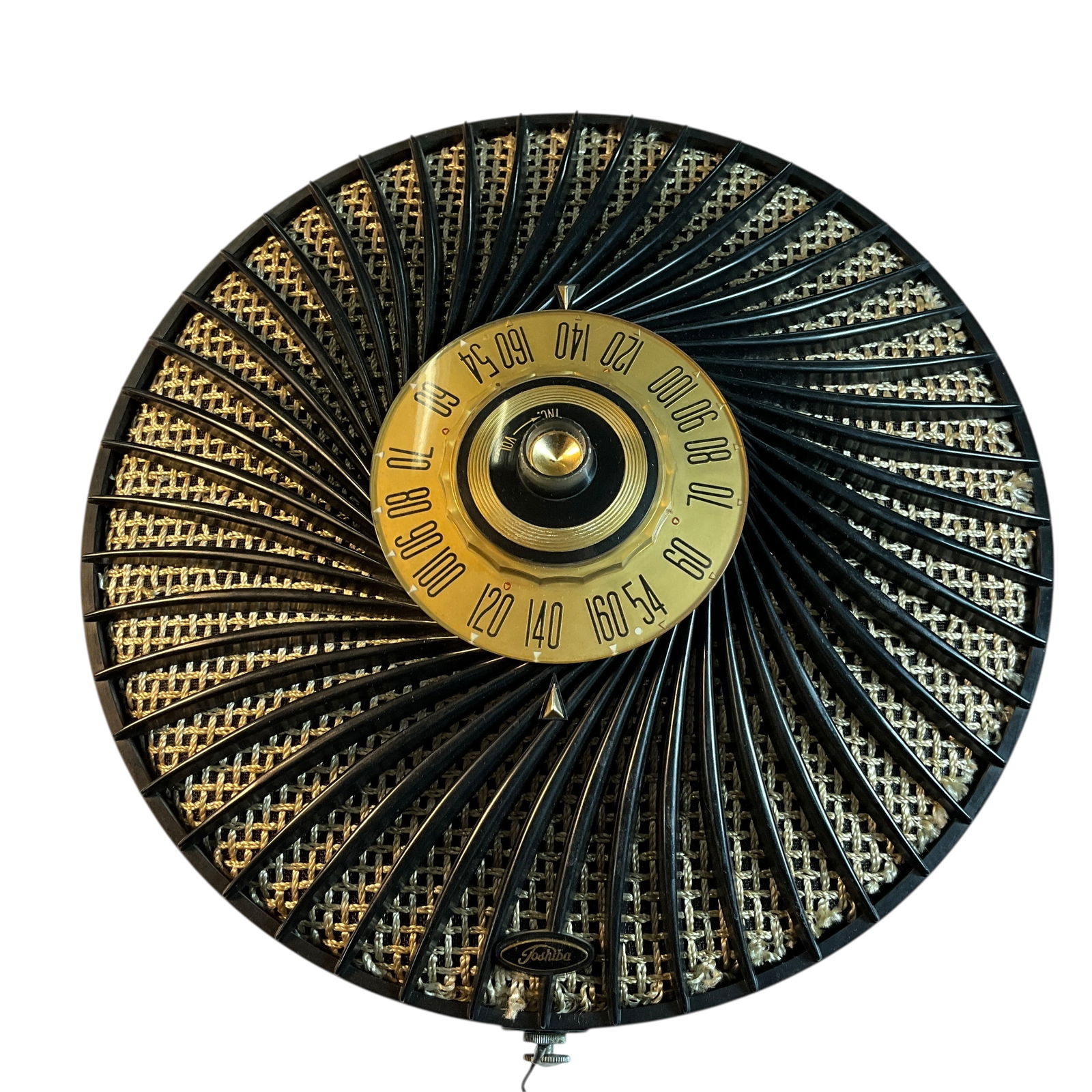 1960's Mid-Century Modern Toshiba Model 7TH-425 "Fan Radio": 1960's Toshiba Model 7TH-425 "Fan Radio." Designed to be hung on the wall with included bracket, it has two internal speakers and runs on 4 "C" cell batteries. Pull string on/off, center mounted tunin