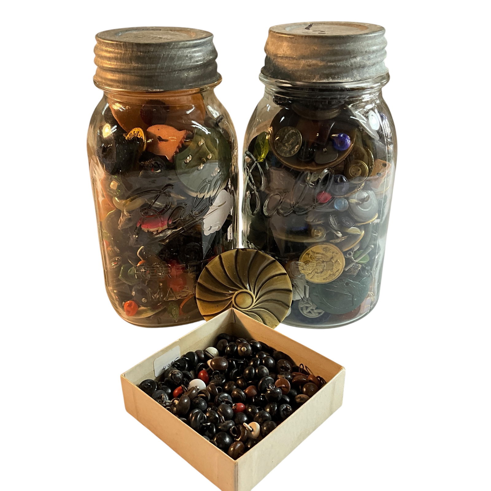 Large Lot of Vintage & Antique Buttons: Large Lot of Vintage & Antique Buttons. Two quart mason jars and a small box of vintage & antique buttons- metal, bakelite, military/organizational, etc.