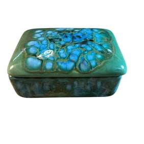 Art Pottery Covered Dresser Box
