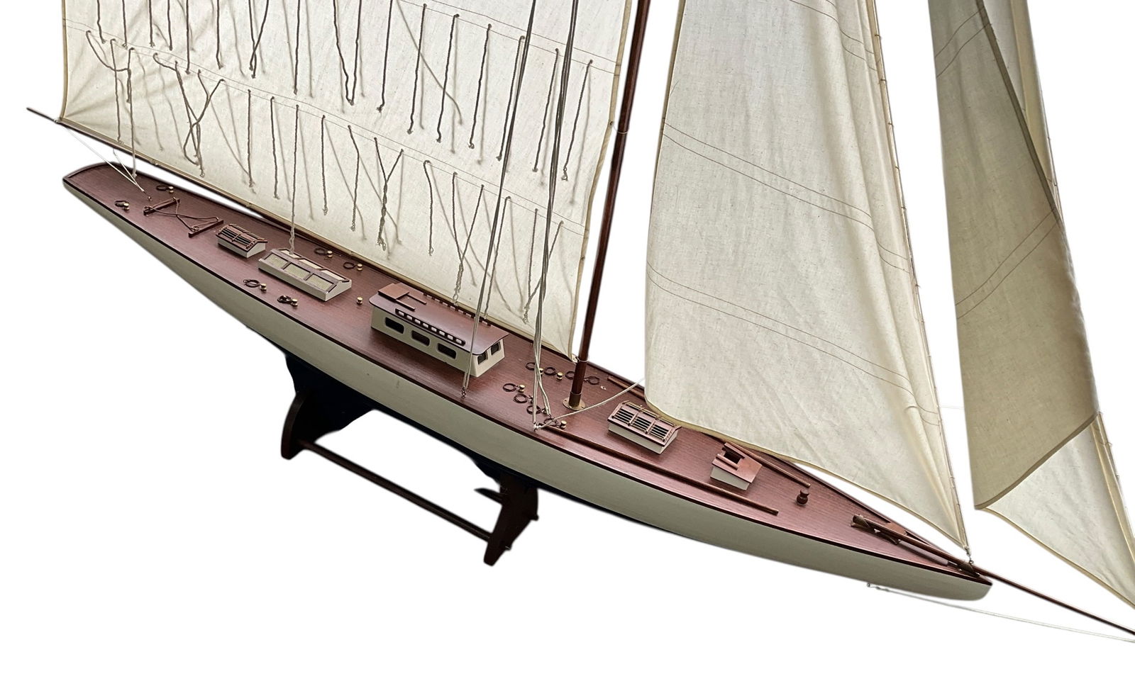 Massive Model Sailboat - 4