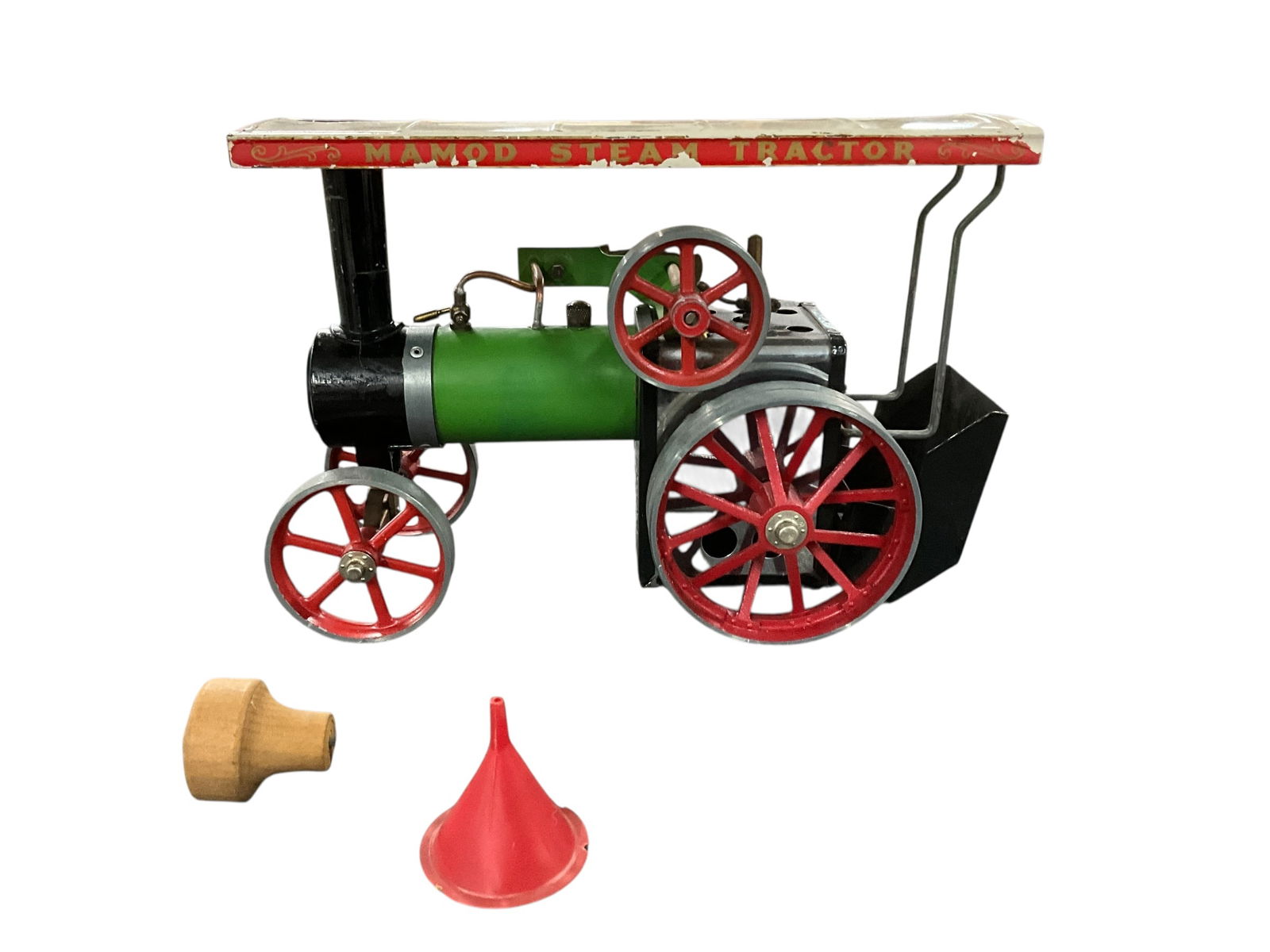 Mamod Toy Steam Tractor, Model TE1 (1 of 4)
