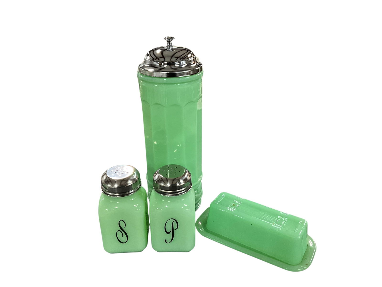 Jadeite Straw Jar, Covered Butter, Salt & Pepper: Jadeite Straw Jar, Covered Butter, Salt & Pepper.