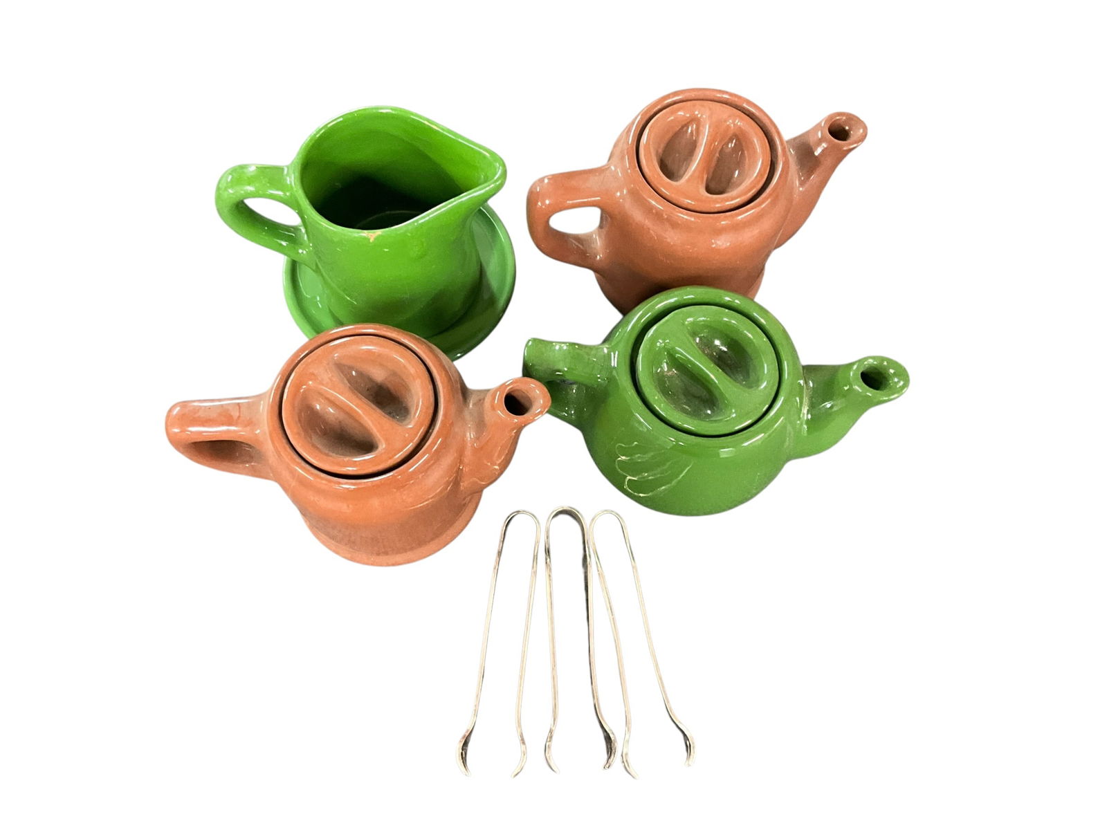 SS Keewatin Teapots: SS Keewatin Teapots. SS Keewatin is a passenger liner which once once travelled between Port Arthur/Fort William (now Thunder Bay) on Lake Superior and Port McNicoll on Georgian Bay (Lake Huron) in