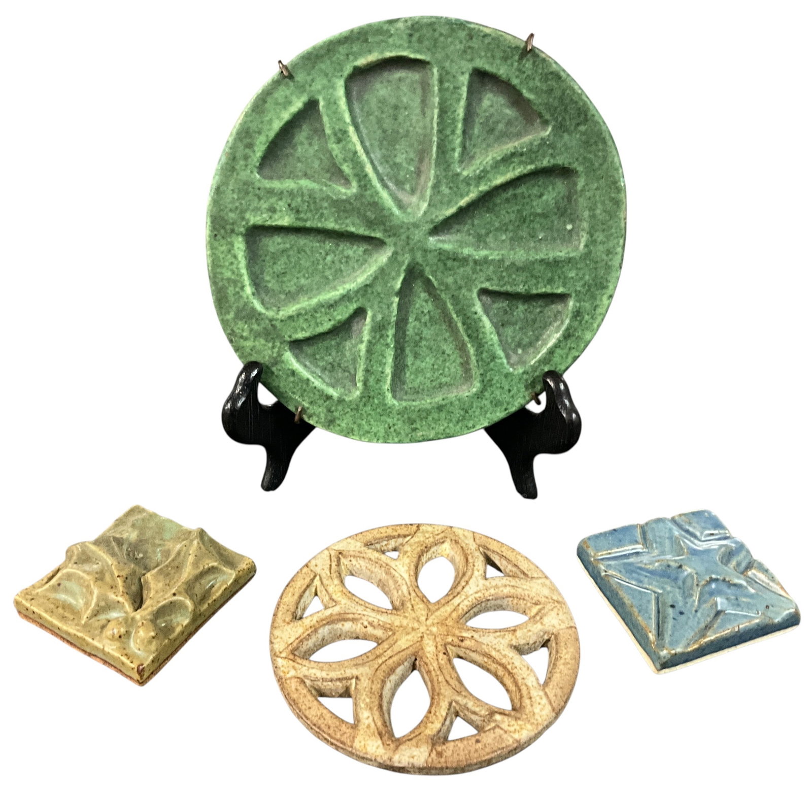 Fantastic Tiles Art Pottery Tile Group & Decorative Plates (5 pcs) (1 of 5)