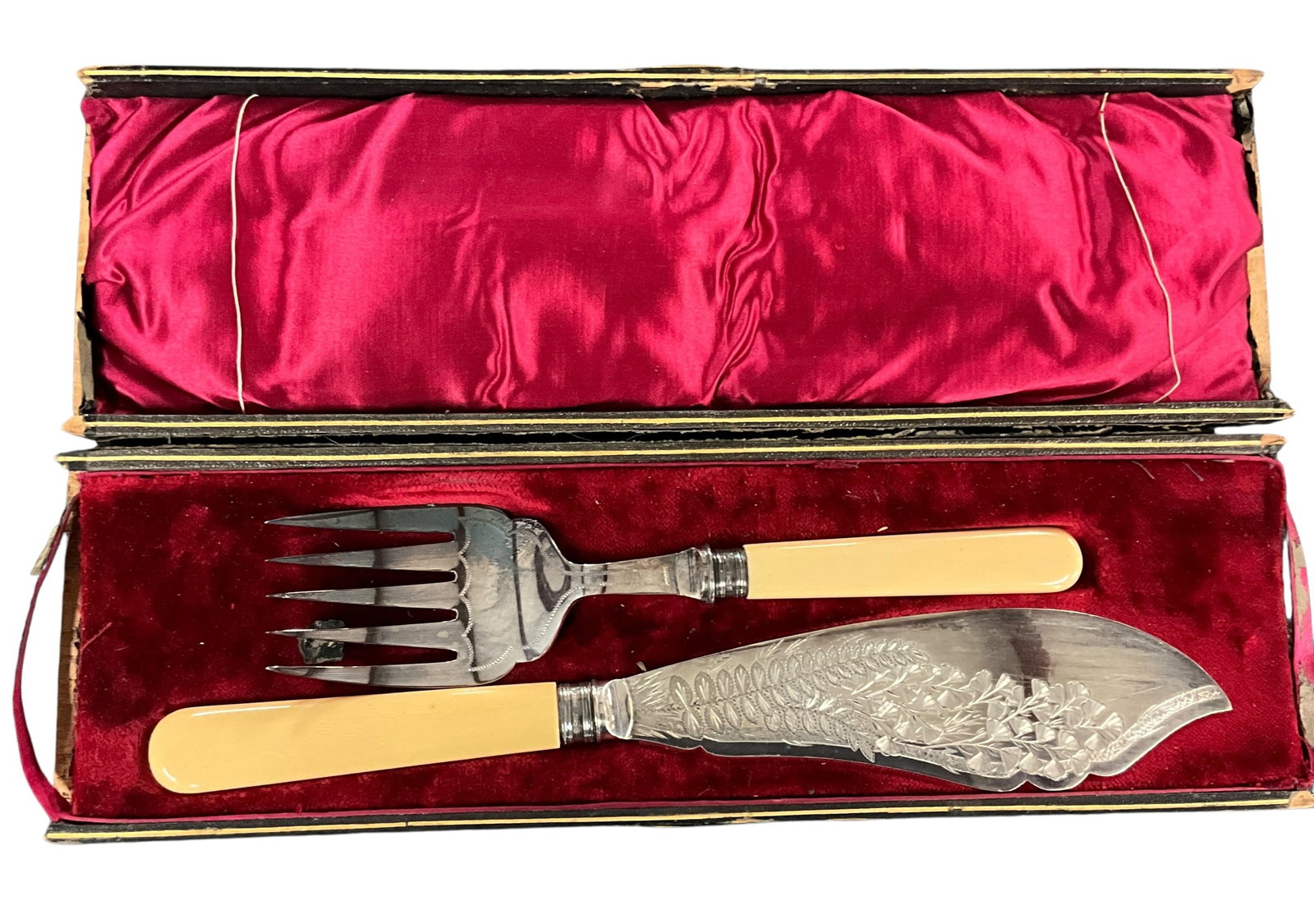 Antique J.H. Potter Sheffield Fish Serving Set with Case (1 of 4)