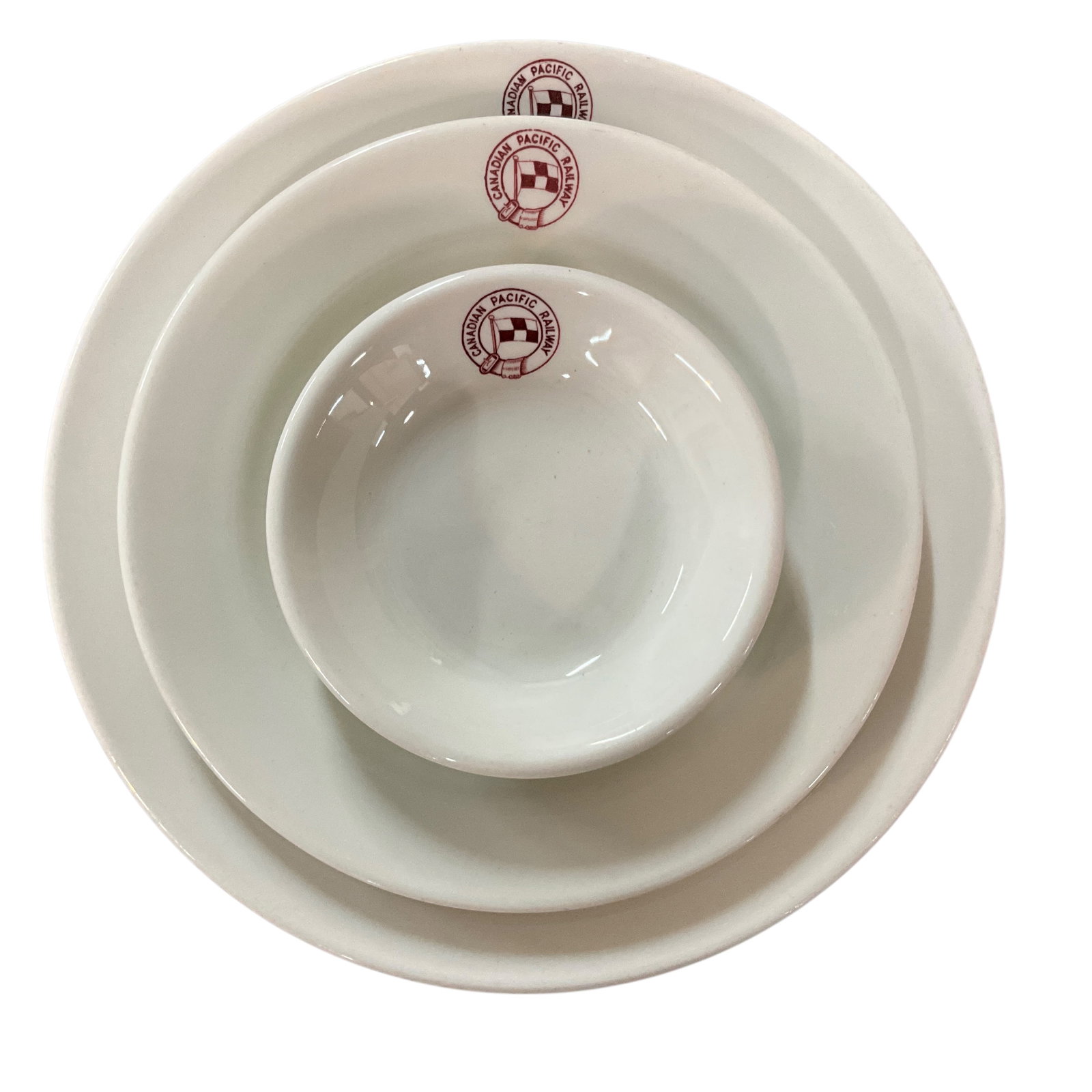 SS Keewatin/Canadian Pacific Railway Dinnerware: 6 pieces of SS Keewatin Dinnerware. The SS Keewatin is an Edwardian-era (Titanic-era) steamship liner formerly owned by CP Rail and built in 1907 by the Fairfield Shipbuilding and Engineering Co Ltd. 