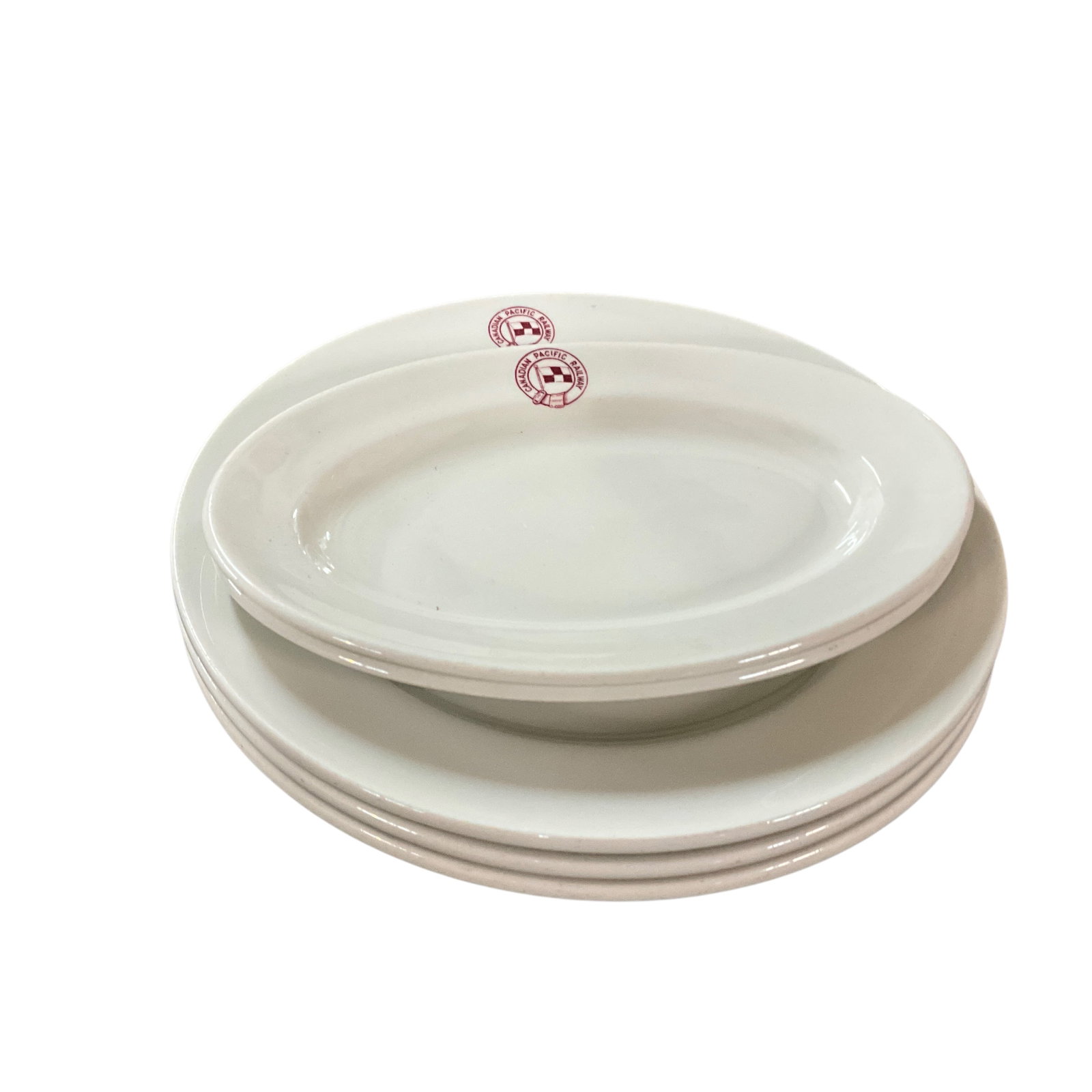 SS Keewatin/Canadian Pacific Railway Dinnerware: 5 pieces of SS Keewatin Dinnerware. The SS Keewatin is an Edwardian-era (Titanic-era) steamship liner formerly owned by CP Rail and built in 1907 by the Fairfield Shipbuilding and Engineering Co Ltd. 