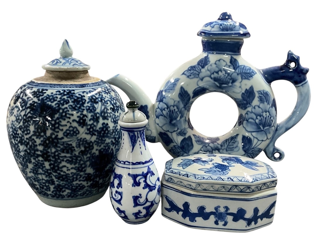 Group of Blue & White Asian Style Ceramic Decorative Articles (1 of 7)