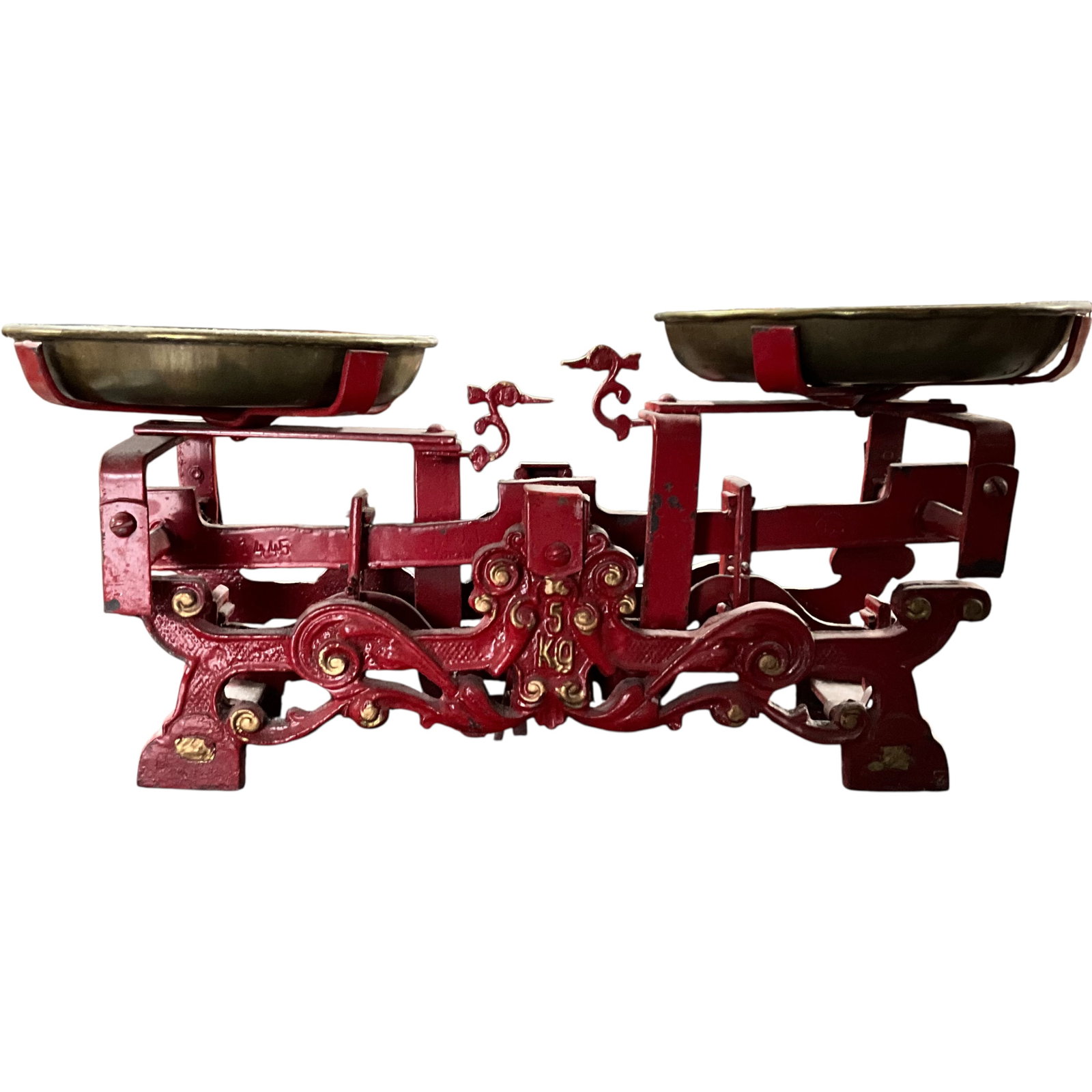 Vintage 5 Kg Cast Iron Balance Scale: Bid with confidence, we now offer economical in-house shipping! Just select self-arranged shipping during checkout and we will handle packing and shipping for you.Vintage two-pan mechanical balance