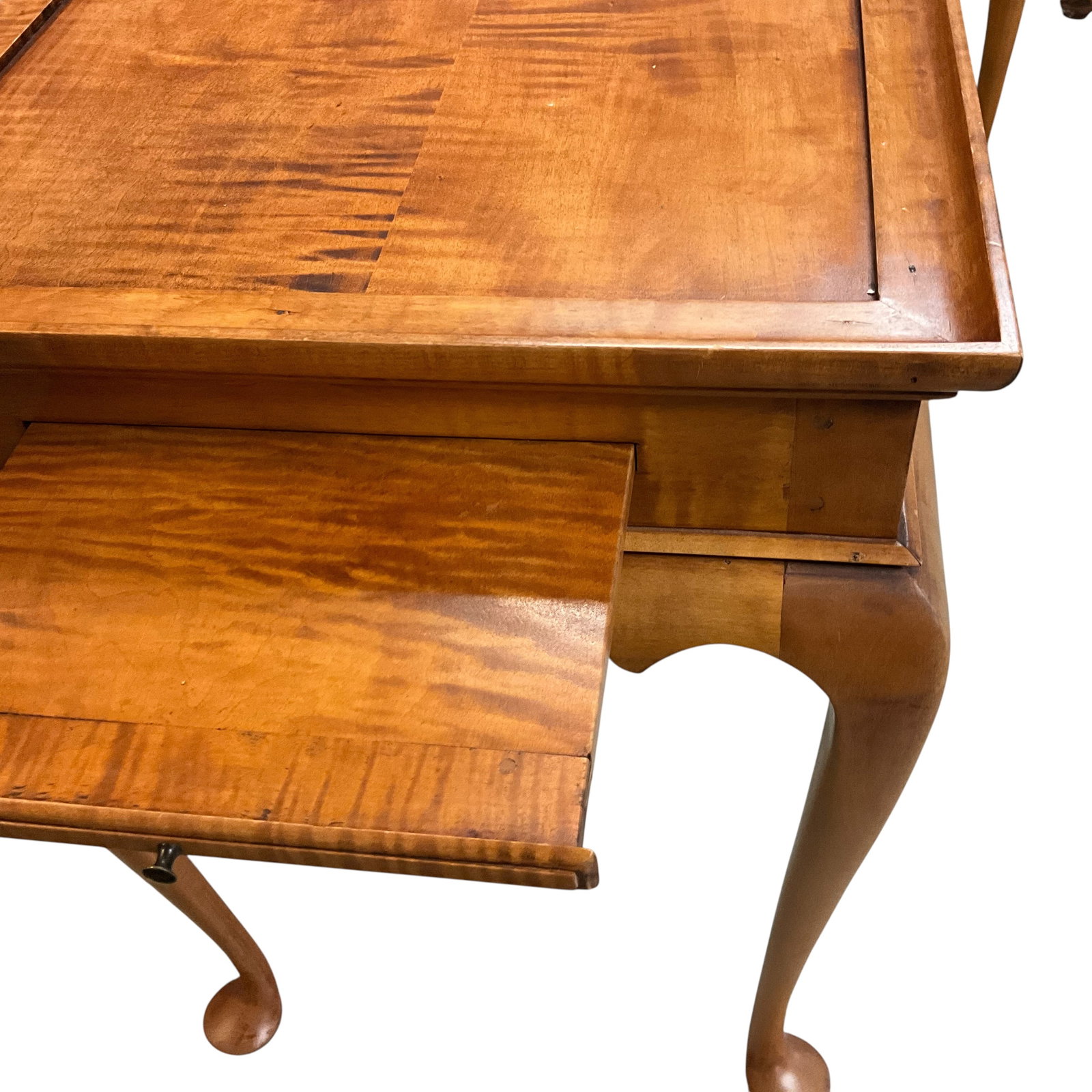 Pair Eldred Wheeler Tiger Maple Tea Tables - 4