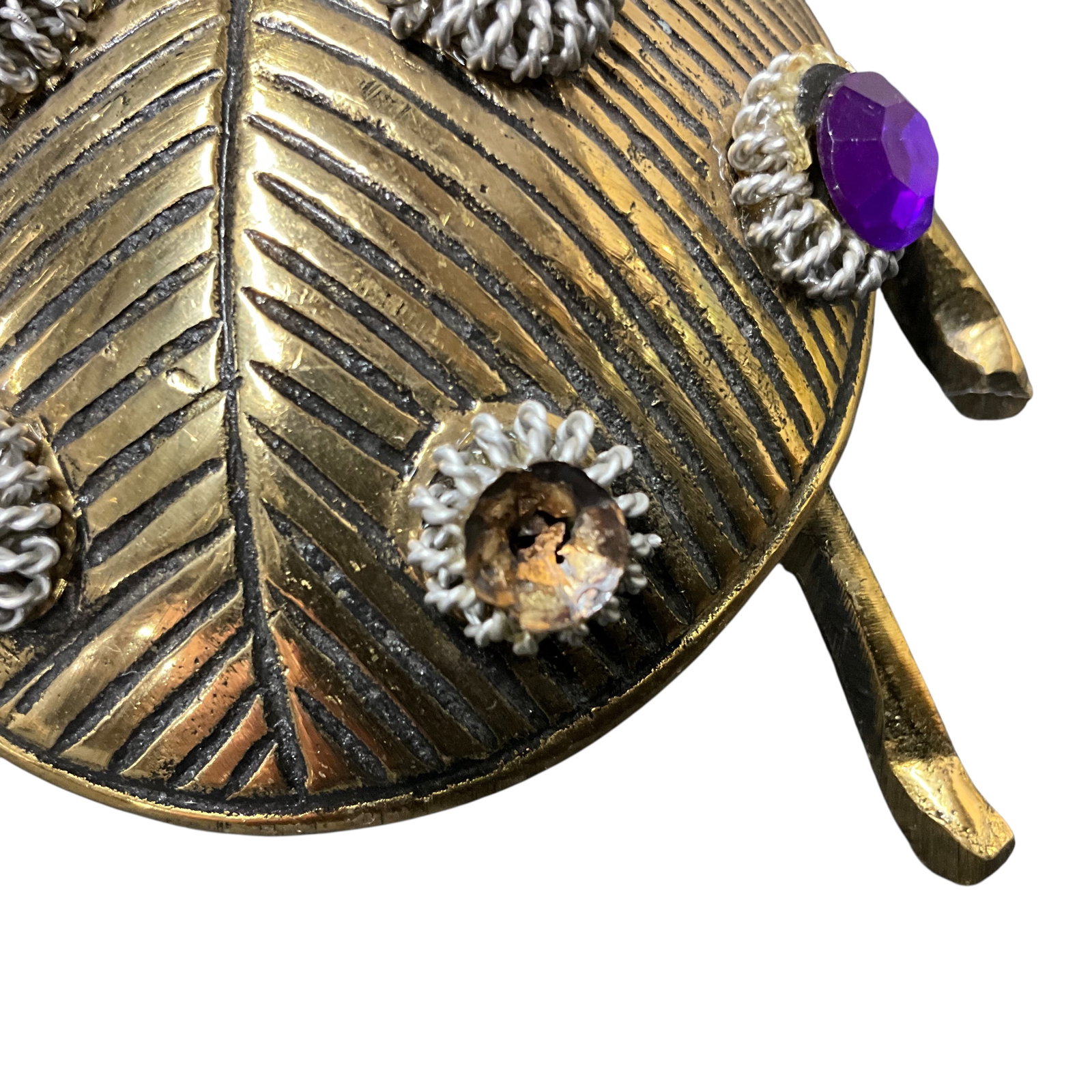 Vintage Brass Buckles, Beetle Box & Findings: Bid with confidence, we now offer economical in-house shipping! Just select self-arranged shipping during checkout and we will handle packing and shipping for you.Eclectic group of vintage gold-tone