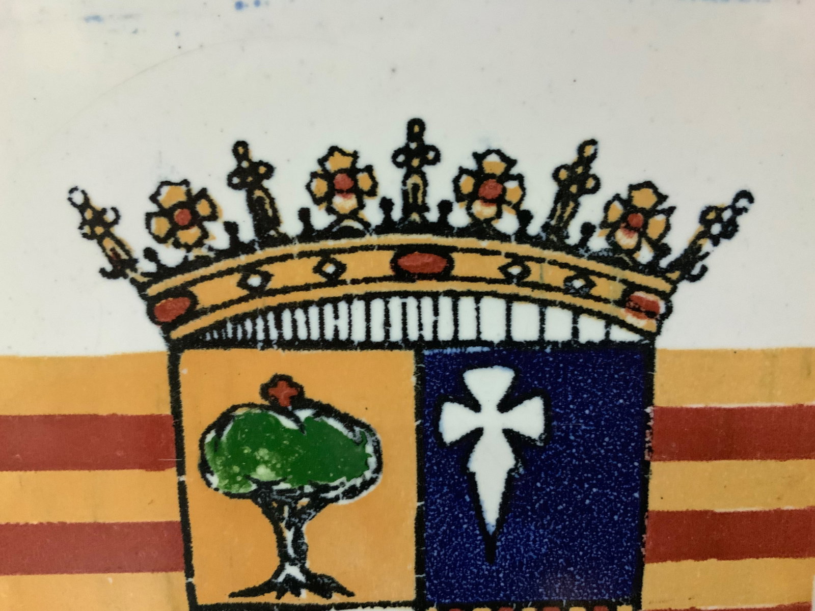 Framed Hand-Painted Heraldic Ceramic Tile - 3