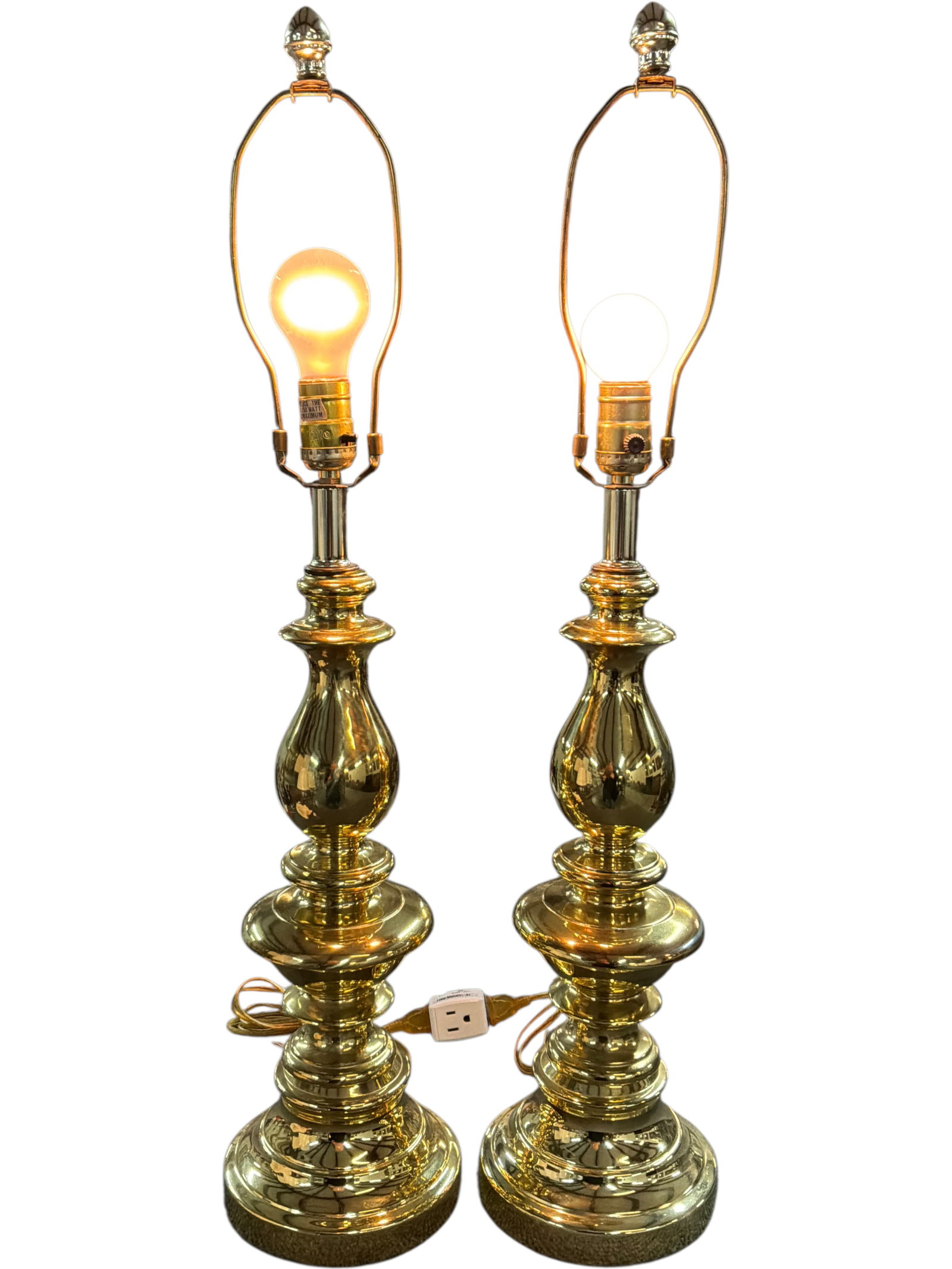 Pair of Traditional Brass Table Lamps (1 of 7)