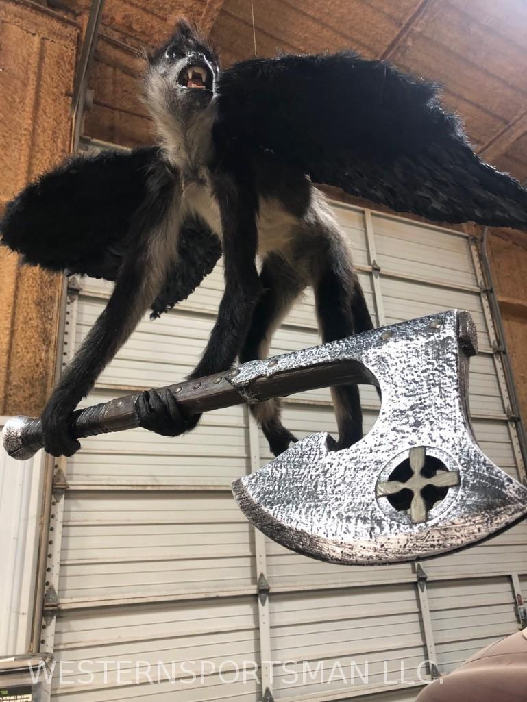 LIFESIZE FLYING MONKEY  TAXIDERMY (1 of 3)