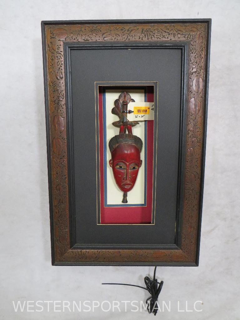 Shadow Bow W/Mask 32"x20": TAXIDERMY