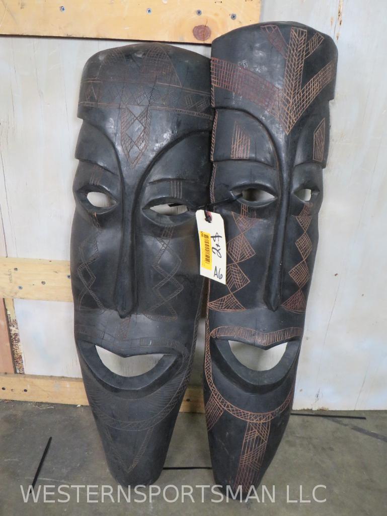 2 Carved African Tribal Masks (2x$) (1 of 3)