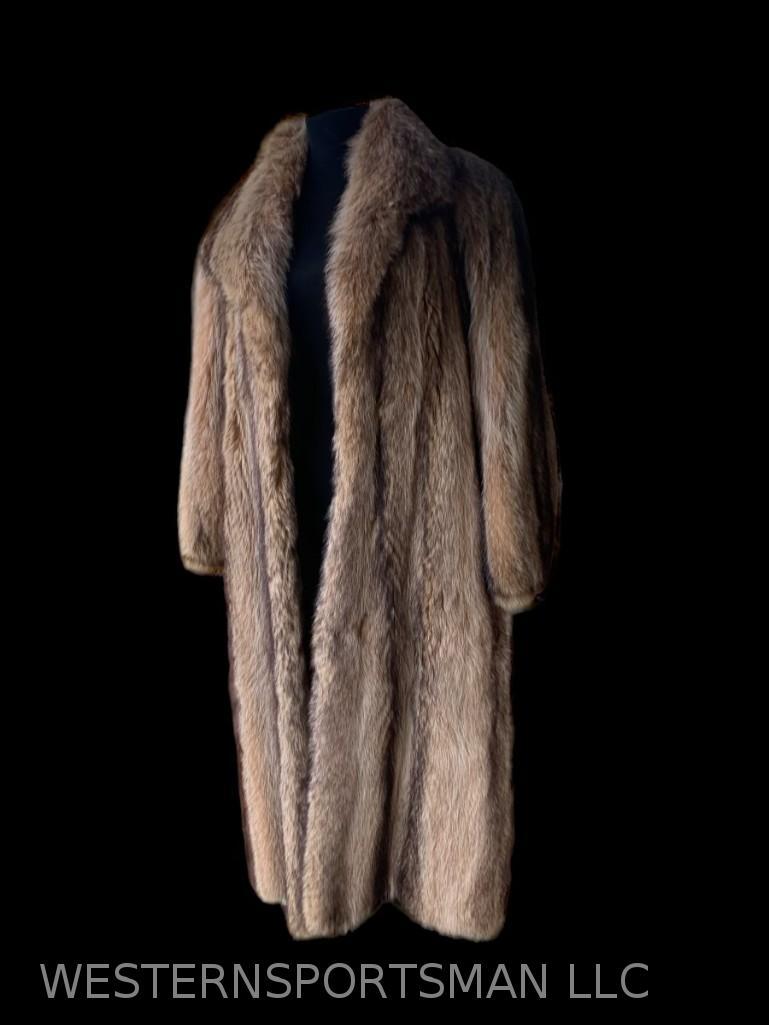 Beautiful Natural Western Coyote Fur Coat, Silk lining, 2 pockets, Med. size. Excellent condition, N (1 of 5)