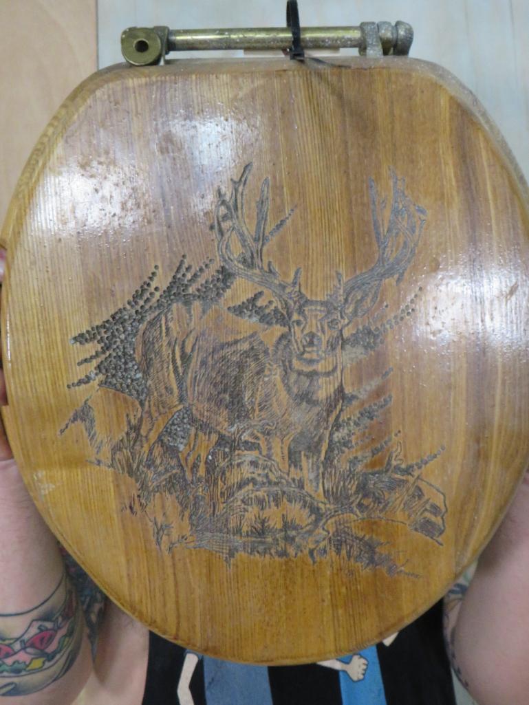 Wooden Toilet Seat w/Scene Etched: TAXIDERMY